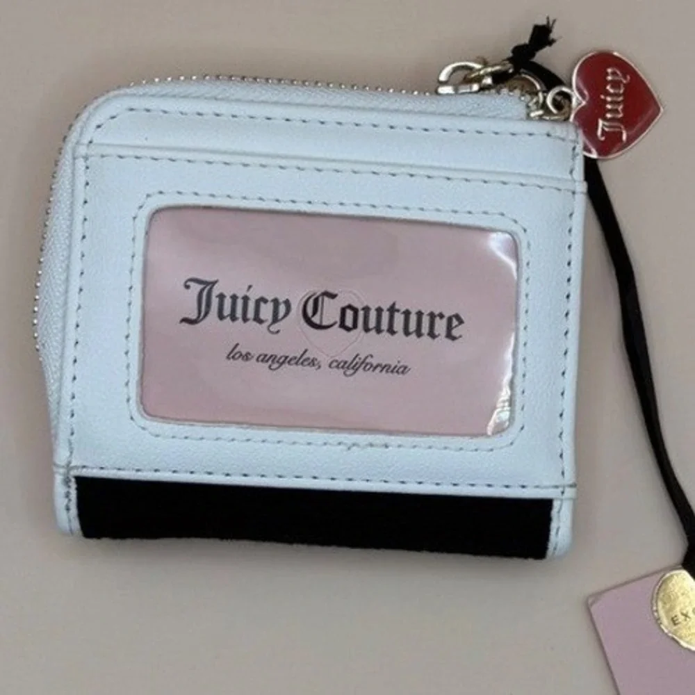 Juicy Couture Sweet Juicy L-Zip Card Case Wallet Black Velour Strawberry‎ NEW